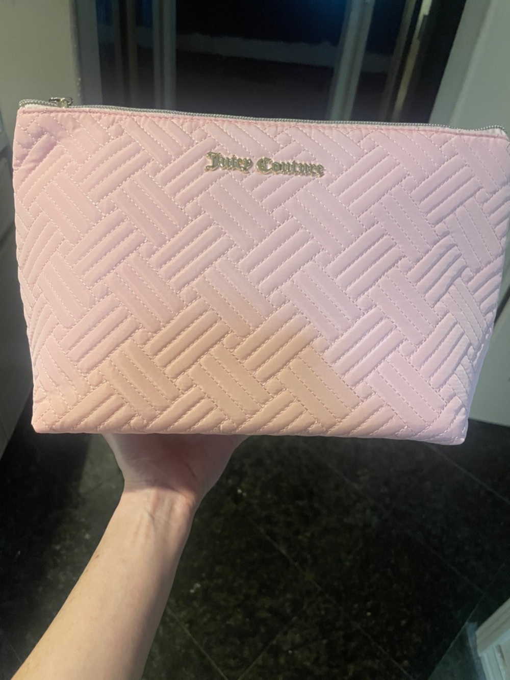Juicy Couture pink quilted wedge bag - Picture 3 of 5